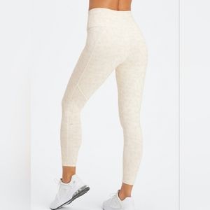 NWT Fabletics Power Hold